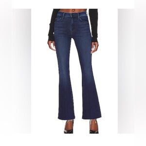 MOTHER Weekender Fray Jean in Mint Condition /30/ 10